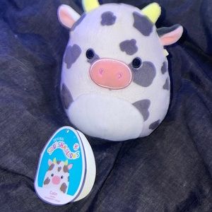 Colin the cow! Squishmallow.